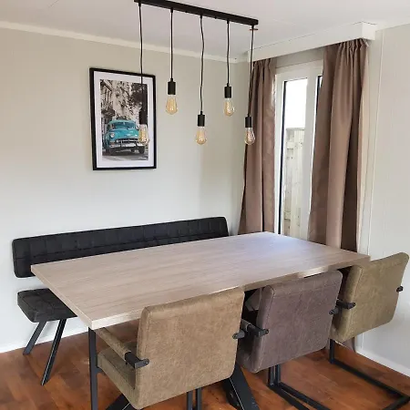 Chalet De Bijsselse Enk, Goudsbloem Nunspeet