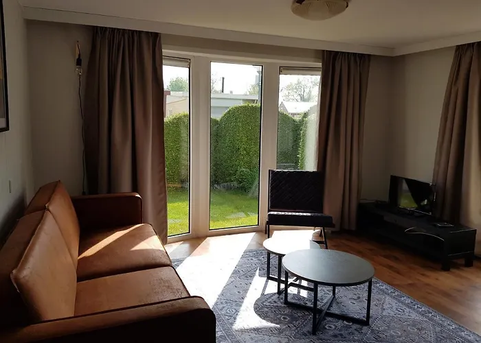 Chalet De Bijsselse Enk, Goudsbloem *