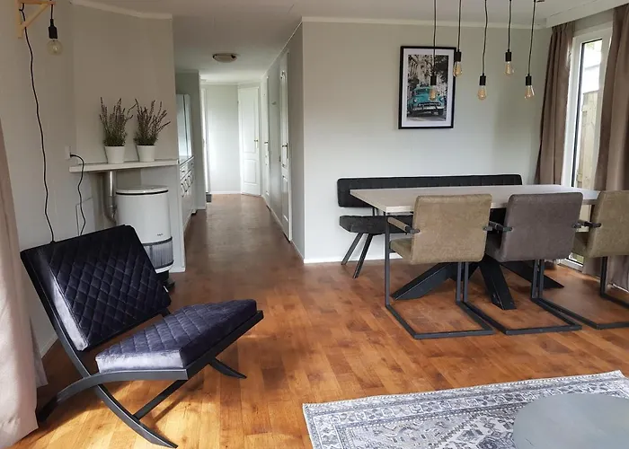 Chalet De Bijsselse Enk, Goudsbloem